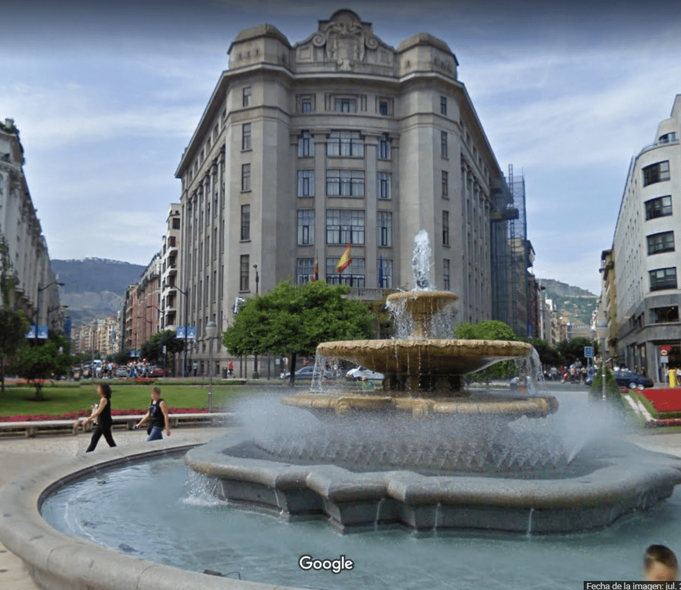 Plaza elíptica, Bilbao