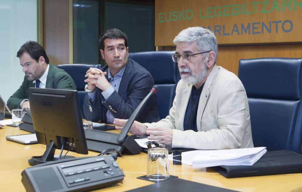 Iñaki Markez comparece en el Parlamento Vasco
